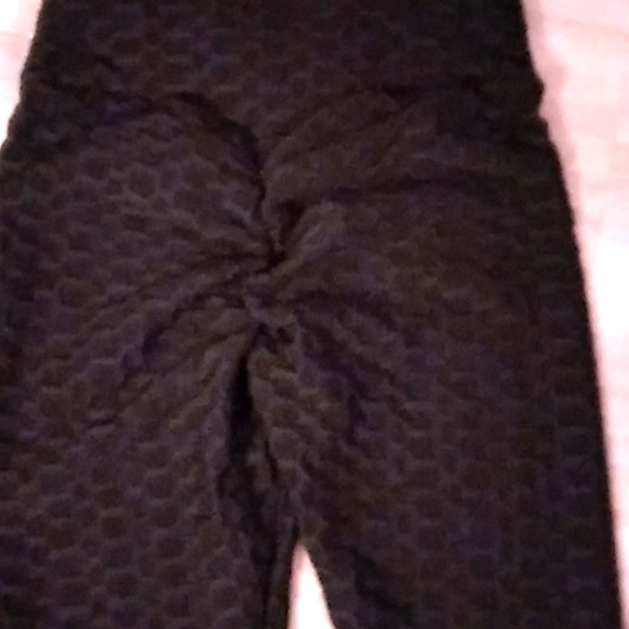 Black leggings - Picture 3 of 3